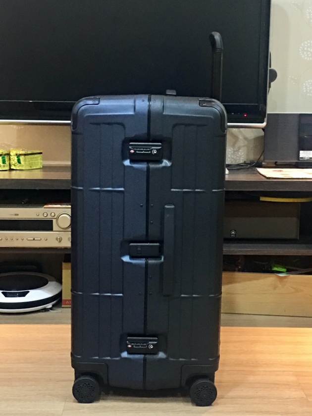 DEPARTURE 藍黑色鋁框箱 2